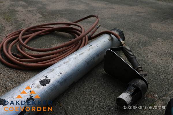 Dakdekker gasbrander en gereedschap voor spoedklus in Coevorden Dakdekker gasbrander en gereedschap voor spoedklus in Coevorden