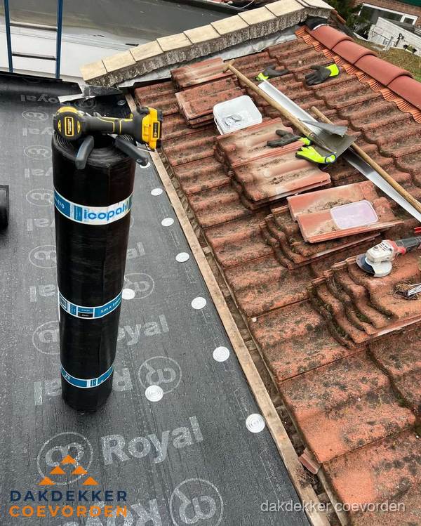Dakschade herstel: pannendak renovatie in Coevorden Dakschade herstel: pannendak renovatie in Coevorden